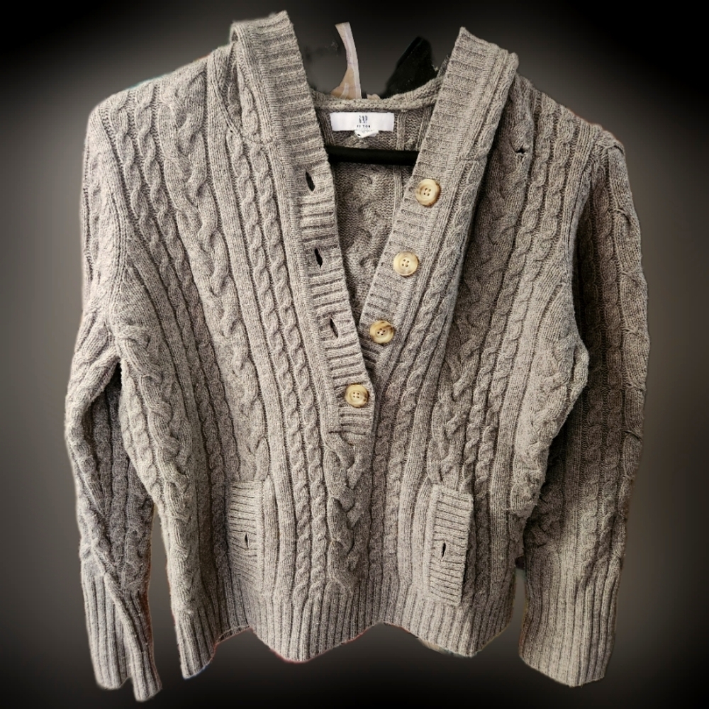 GAP Gray Cable Knit Sweater